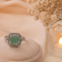 Sovar Emerald Green Stone Adjustable Jewelry Set