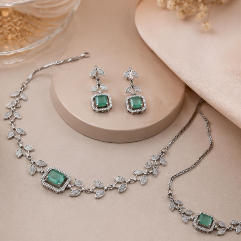 Sovar Emerald Green Stone Adjustable Jewelry Set