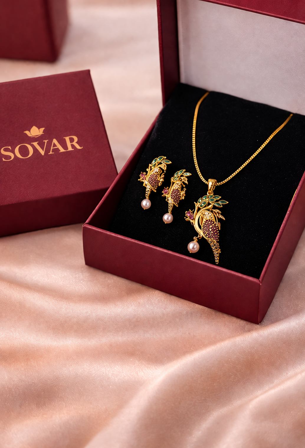 Royal Peacock Pendant Set