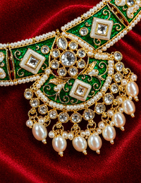Green Enamel Kundan Choker Necklace Set